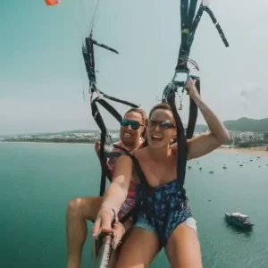 tourist vietnam paragliding
